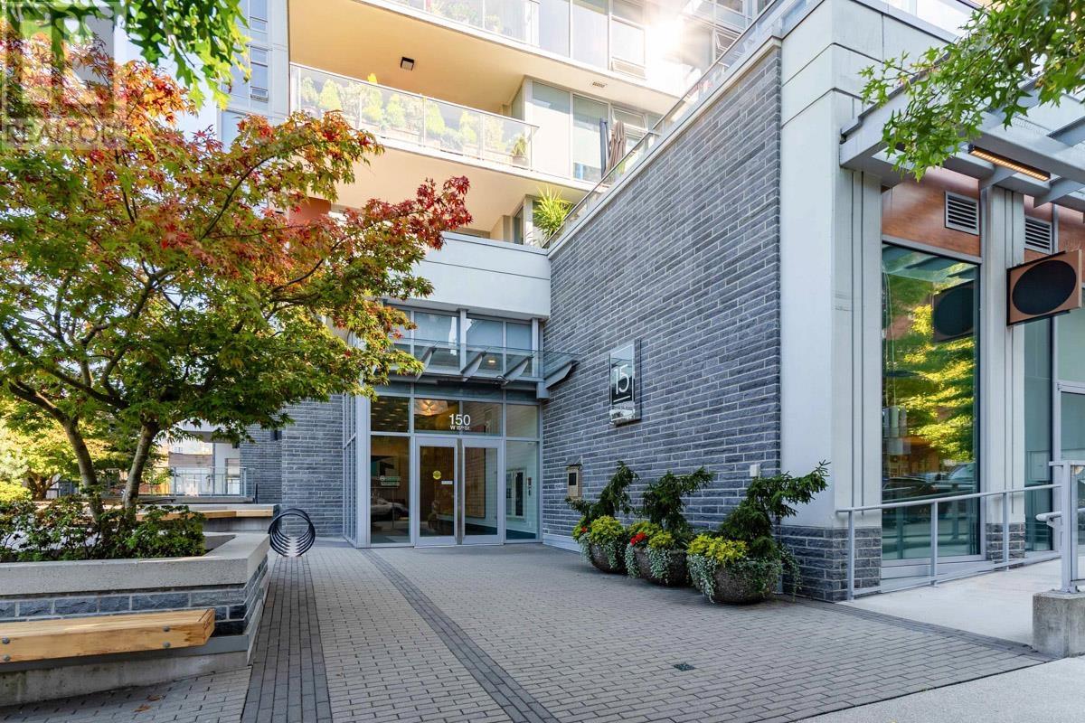 401 150 W 15th Street, North Vancouver, British Columbia  V7M 0C4 - Photo 2 - R2816985