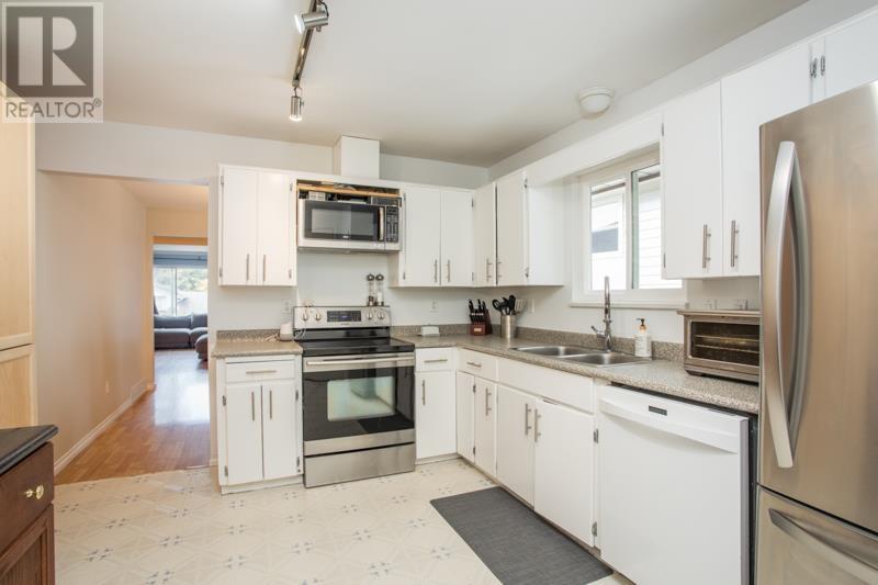11270 Harrison Street, Maple Ridge, British Columbia  V2X 9P5 - Photo 5 - R2816991