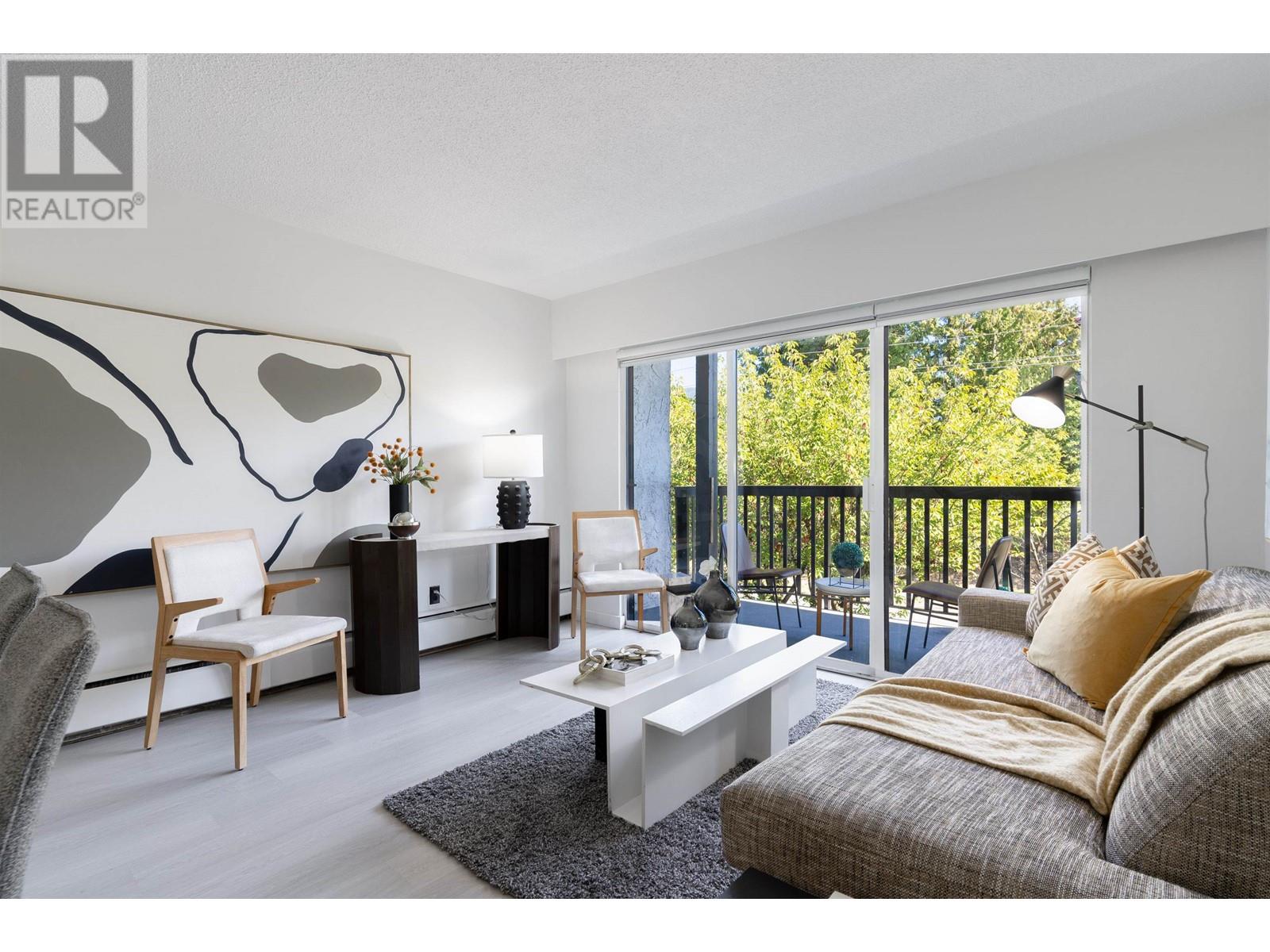 306 211 W 3rd Street, North Vancouver, British Columbia  V7M 1E9 - Photo 6 - R2816609