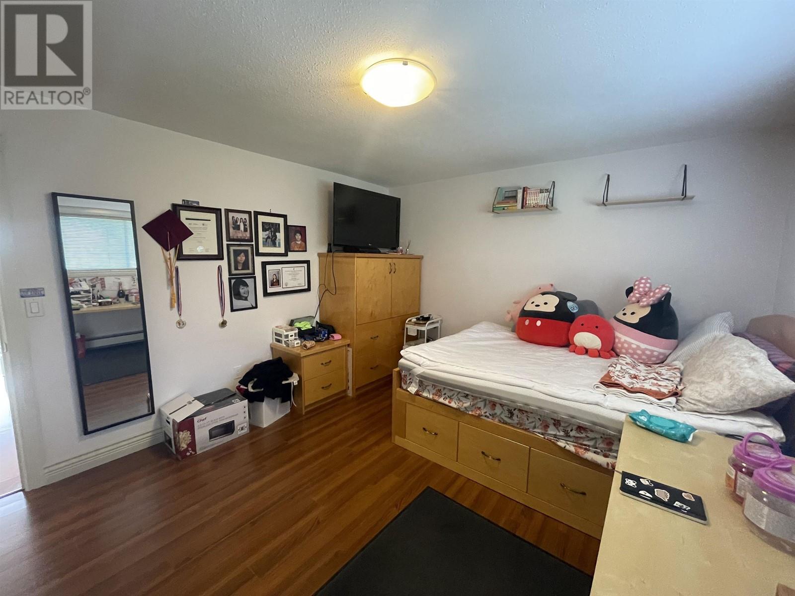 6169 Lochdale Street, Burnaby, British Columbia  V5B 2M6 - Photo 19 - R2816882