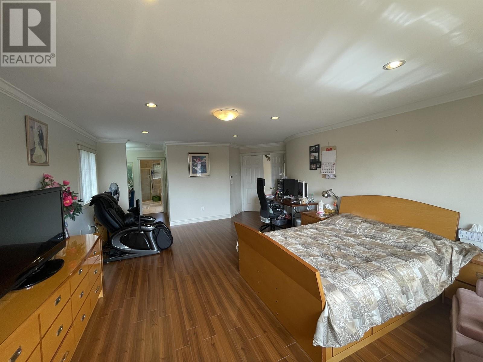 6169 Lochdale Street, Burnaby, British Columbia  V5B 2M6 - Photo 17 - R2816882