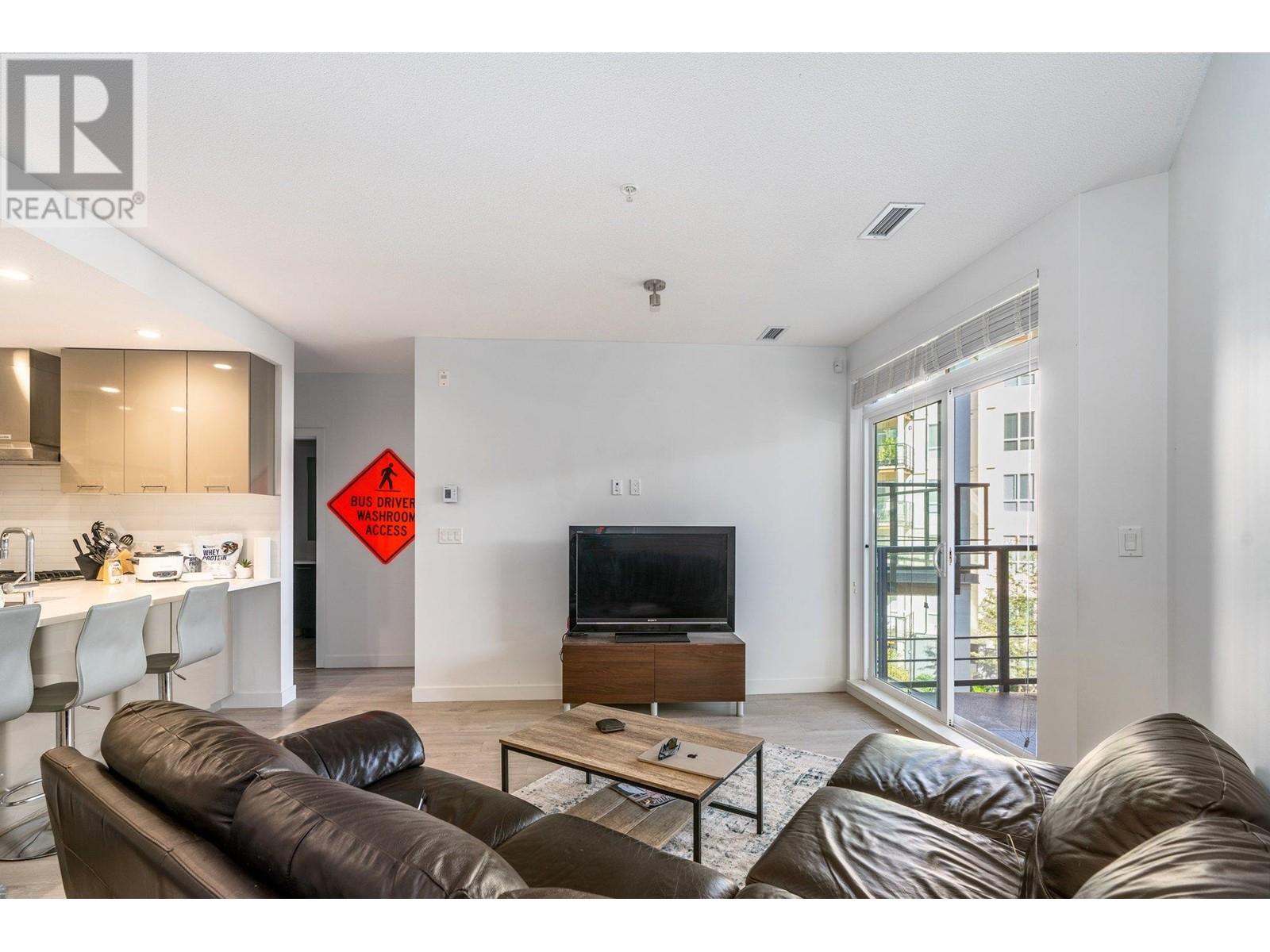 410 3581 Ross Drive, Vancouver, British Columbia  V6S 0K5 - Photo 11 - R2816446