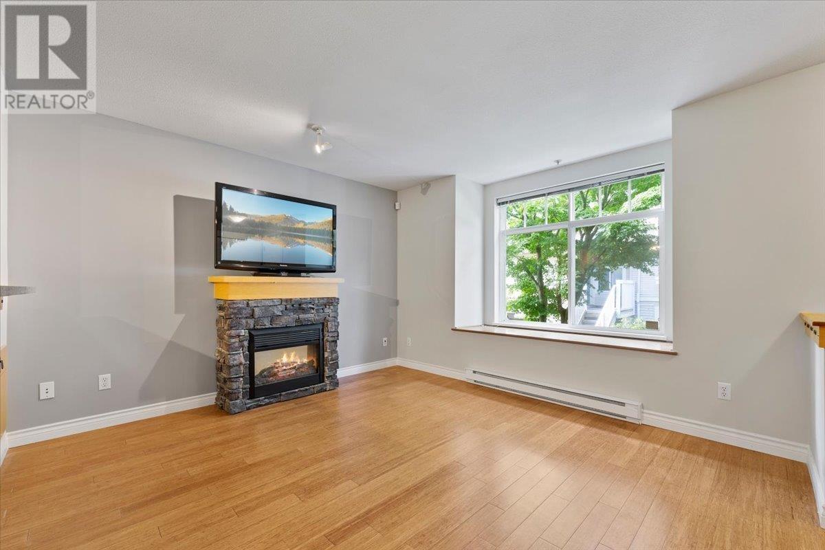 42 7488 Southwynde Avenue, Burnaby, British Columbia  V3N 5C6 - Photo 3 - R2817006