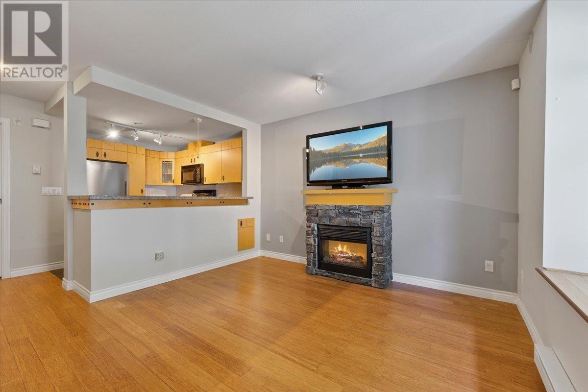 42 7488 Southwynde Avenue, Burnaby, British Columbia  V3N 5C6 - Photo 4 - R2817006