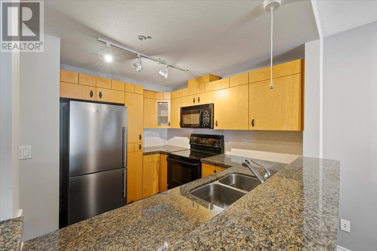 42 7488 Southwynde Avenue, Burnaby, British Columbia  V3N 5C6 - Photo 5 - R2817006