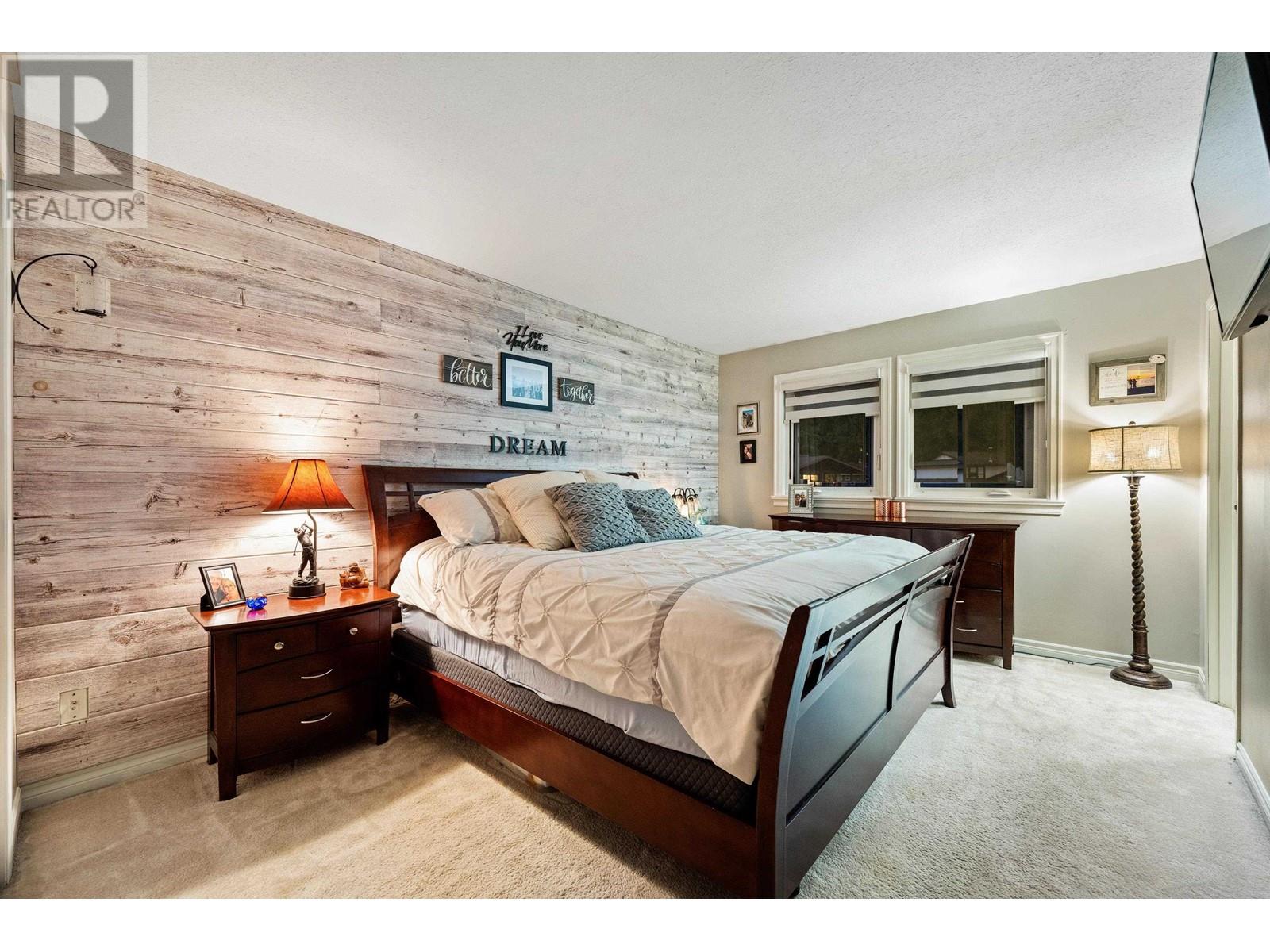 19653 117a Avenue, Pitt Meadows, British Columbia  V3Y 1R8 - Photo 14 - R2816994