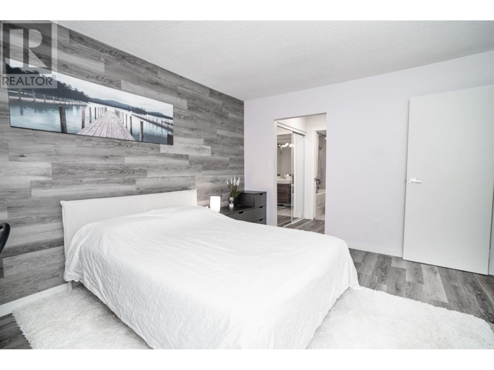 402 9847 Manchester Drive, Burnaby, British Columbia  V3N 4P4 - Photo 18 - R2816454
