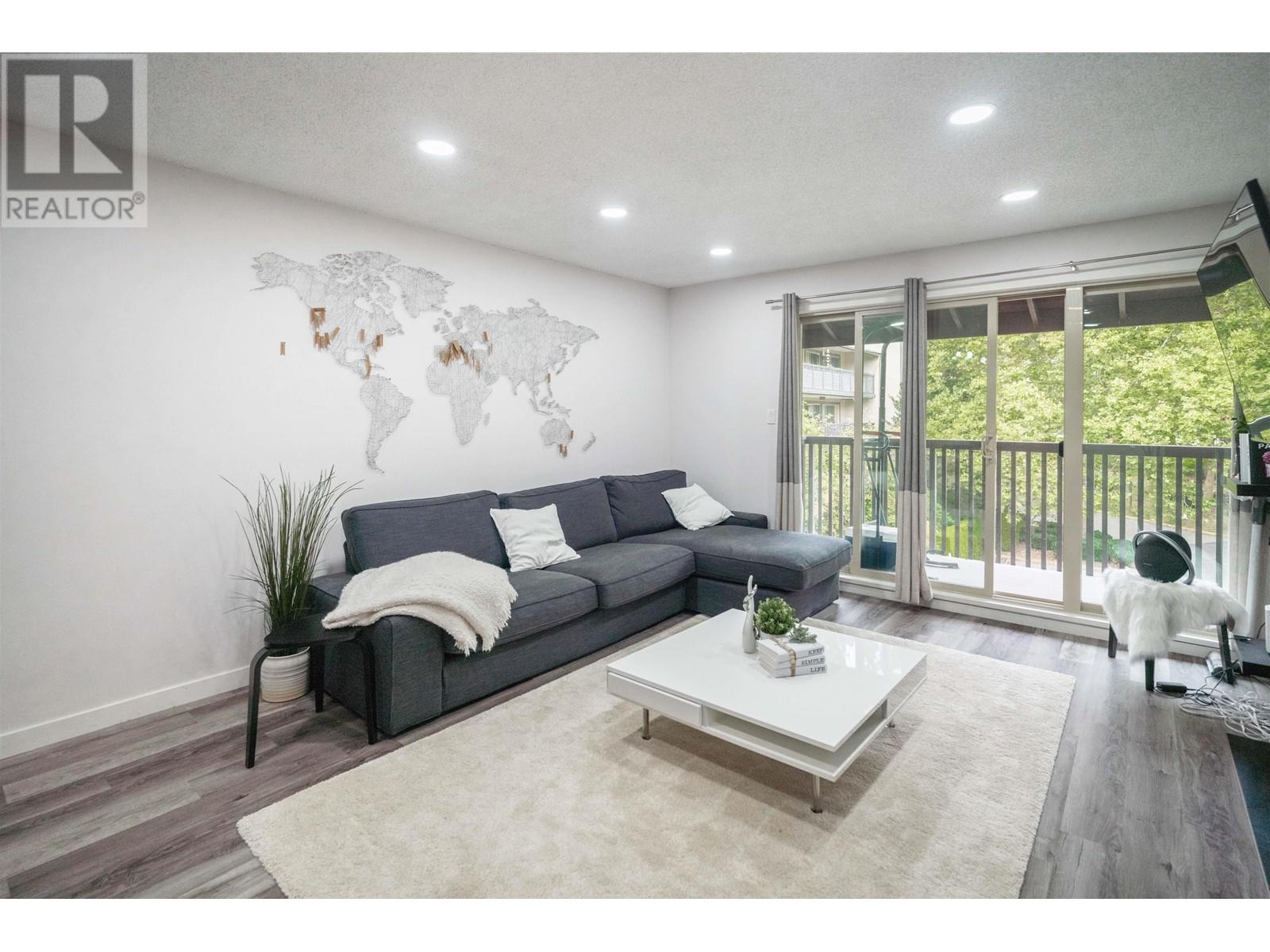 402 9847 MANCHESTER DRIVE, burnaby, British Columbia