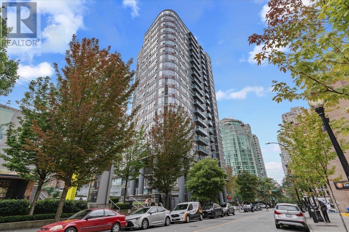 1803 788 Hamilton Street, Vancouver, British Columbia  V6B 0E9 - Photo 3 - R2817071