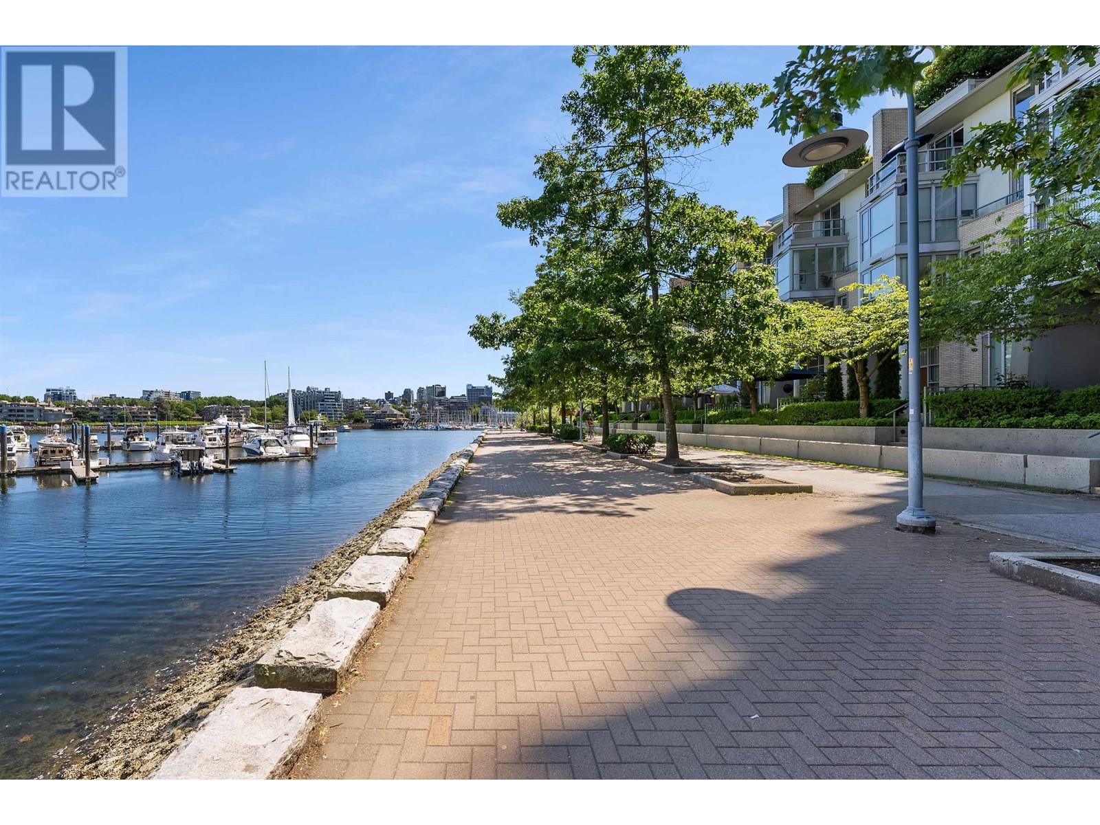 1906 1228 Marinaside Crescent, Vancouver, British Columbia  V6Z 2W4 - Photo 16 - R2817150