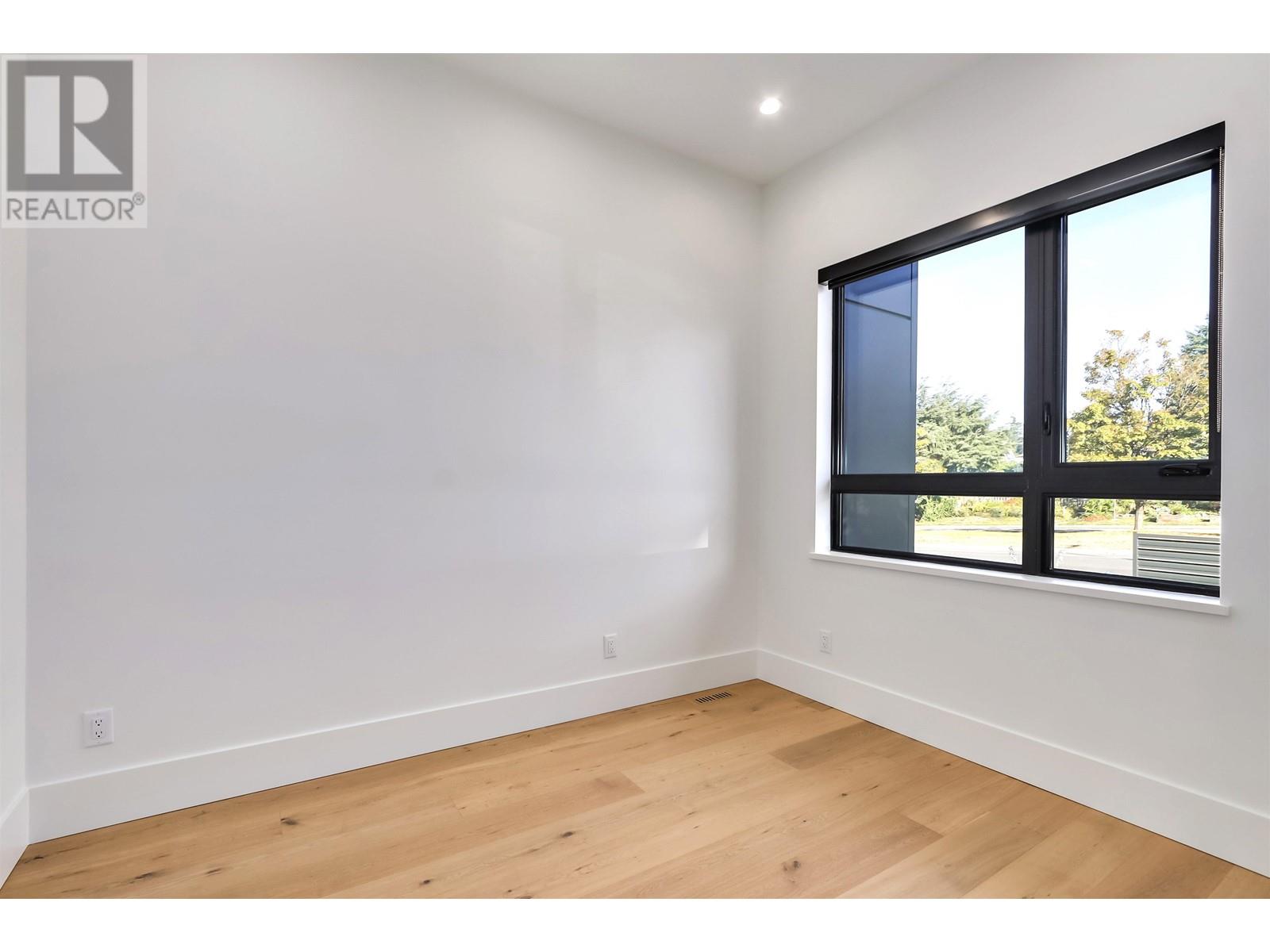 423 W Keith Road, North Vancouver, British Columbia  V7M 1M2 - Photo 14 - R2817163