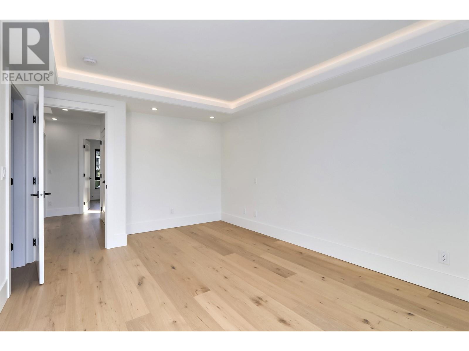 423 W Keith Road, North Vancouver, British Columbia  V7M 1M2 - Photo 18 - R2817163