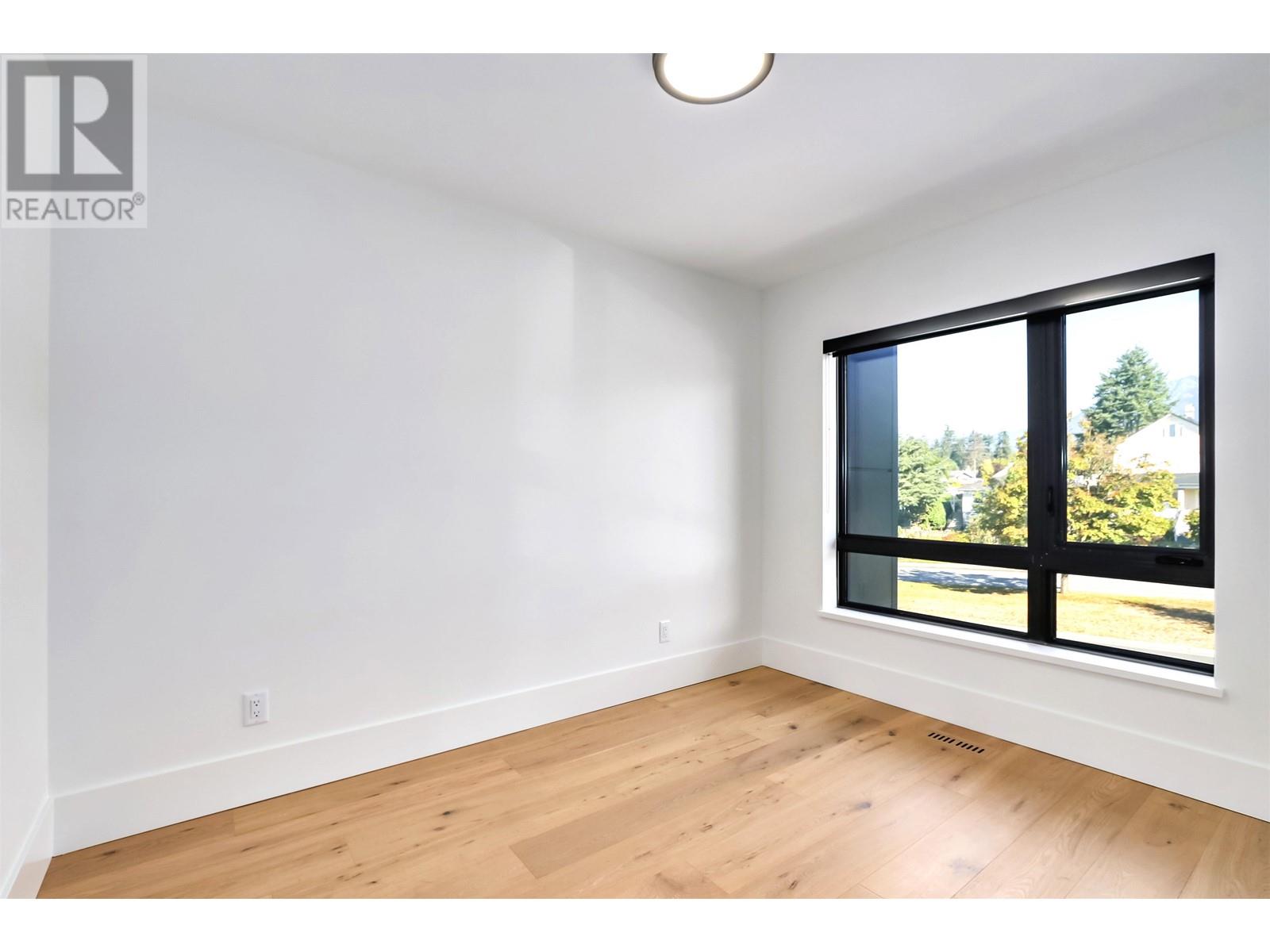 423 W Keith Road, North Vancouver, British Columbia  V7M 1M2 - Photo 22 - R2817163