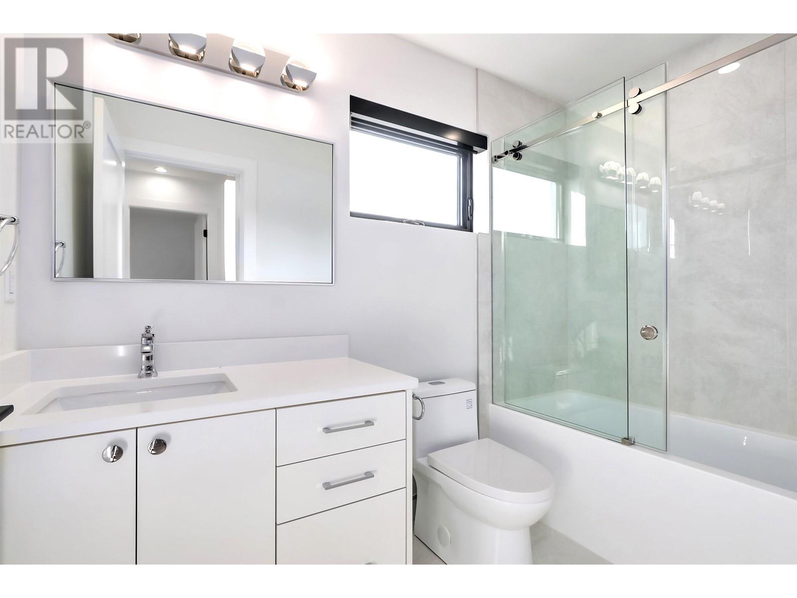 423 W Keith Road, North Vancouver, British Columbia  V7M 1M2 - Photo 23 - R2817163