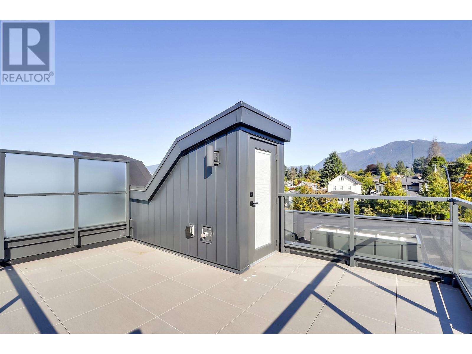 423 W Keith Road, North Vancouver, British Columbia  V7M 1M2 - Photo 25 - R2817163