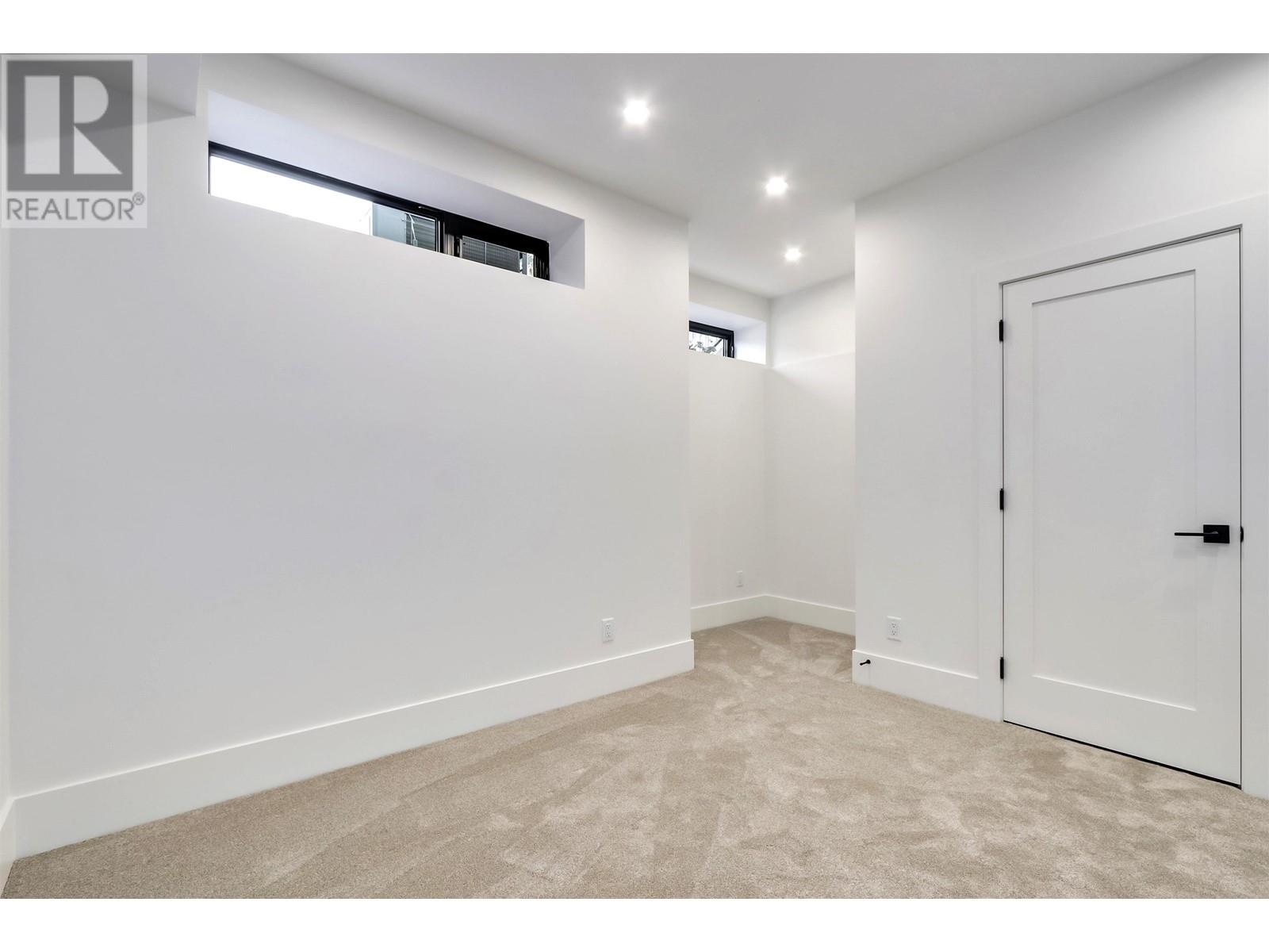 423 W Keith Road, North Vancouver, British Columbia  V7M 1M2 - Photo 29 - R2817163