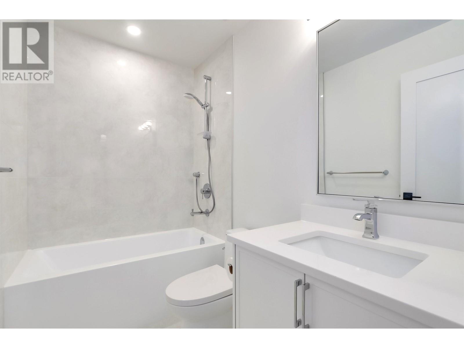 423 W Keith Road, North Vancouver, British Columbia  V7M 1M2 - Photo 33 - R2817163