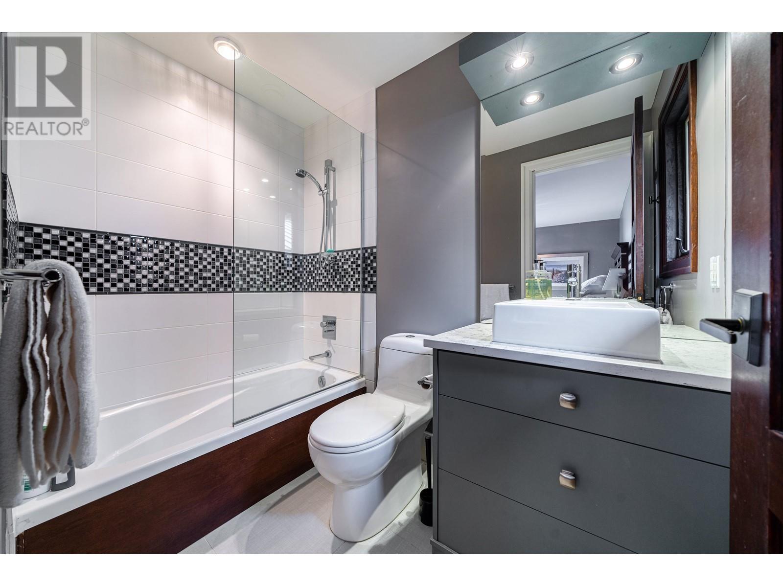 3765 Dollarton Highway, North Vancouver, British Columbia  V7G 1A1 - Photo 26 - R2817096