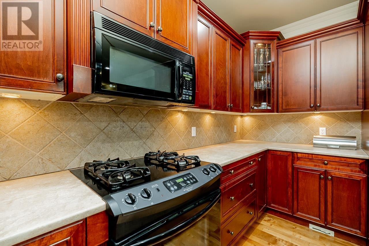 2880 Malibu Court, Coquitlam, British Columbia  V3B 8G1 - Photo 13 - R2817144