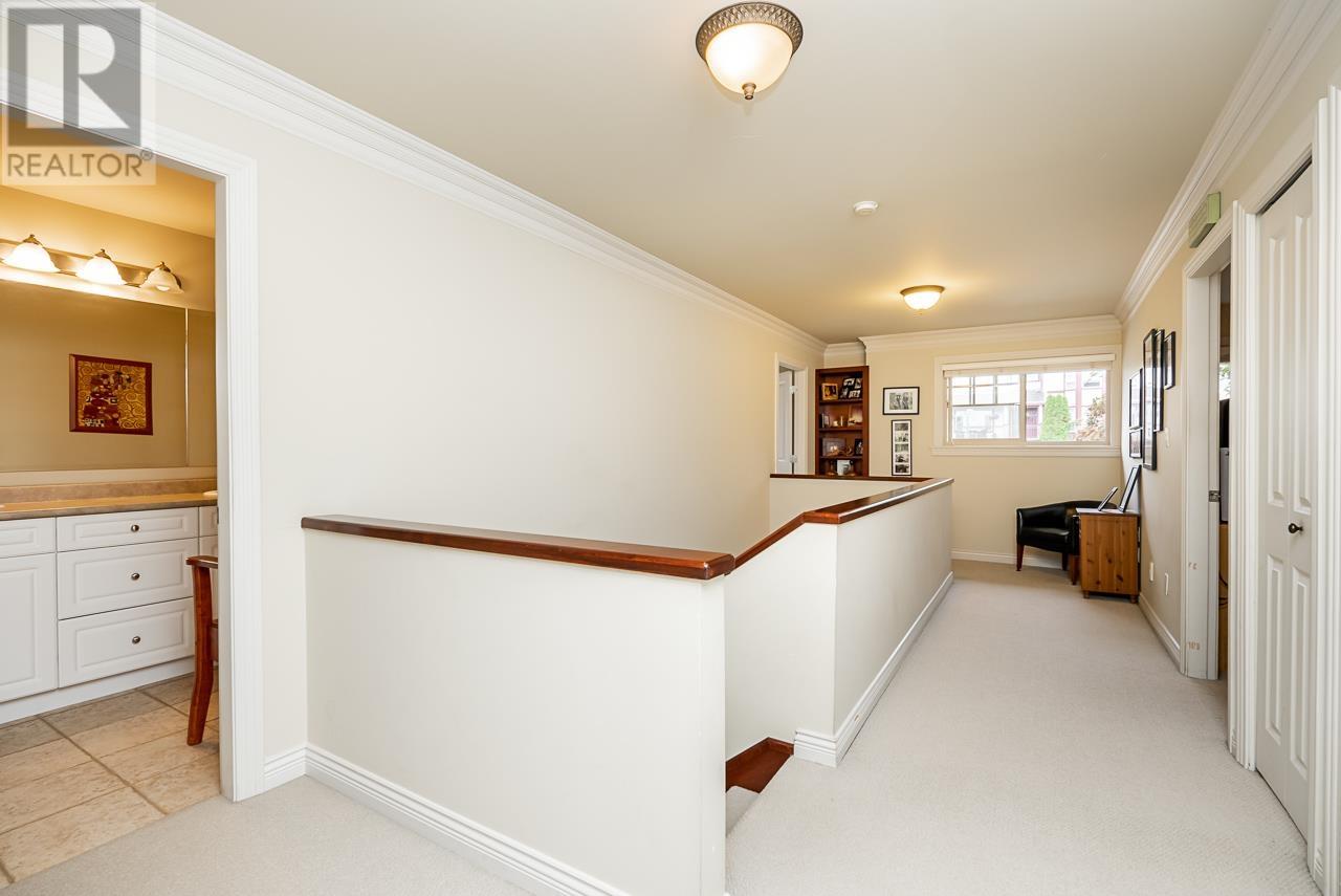 2880 Malibu Court, Coquitlam, British Columbia  V3B 8G1 - Photo 17 - R2817144