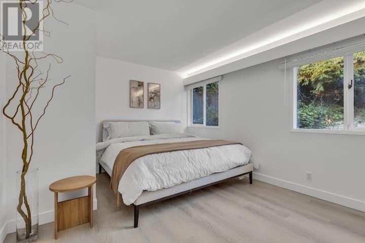 2670 Rosebery Avenue, West Vancouver, British Columbia  V7V 3A2 - Photo 4 - R2816784
