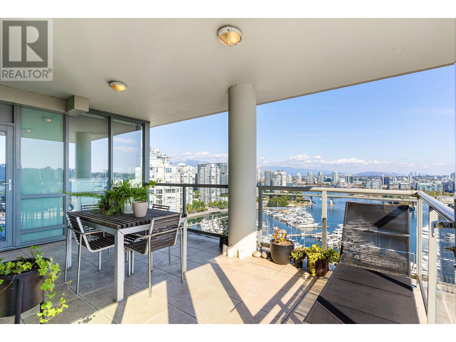 2003 1328 Marinaside Crescent, Vancouver, British Columbia  V6Z 3B3 - Photo 33 - R2817208