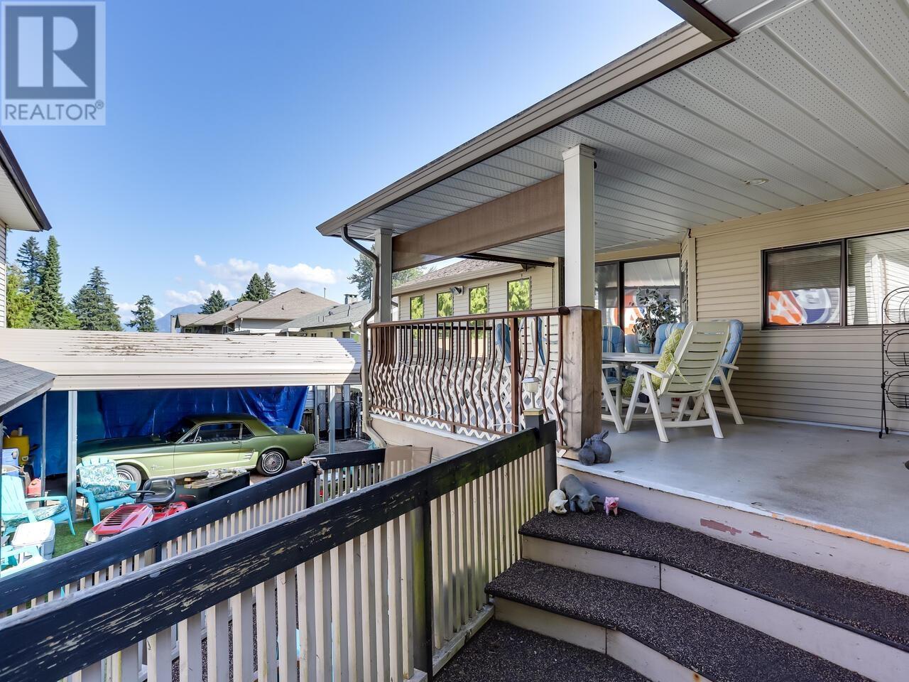 960 Porter Street, Coquitlam, British Columbia  V3J 5C2 - Photo 30 - R2817227