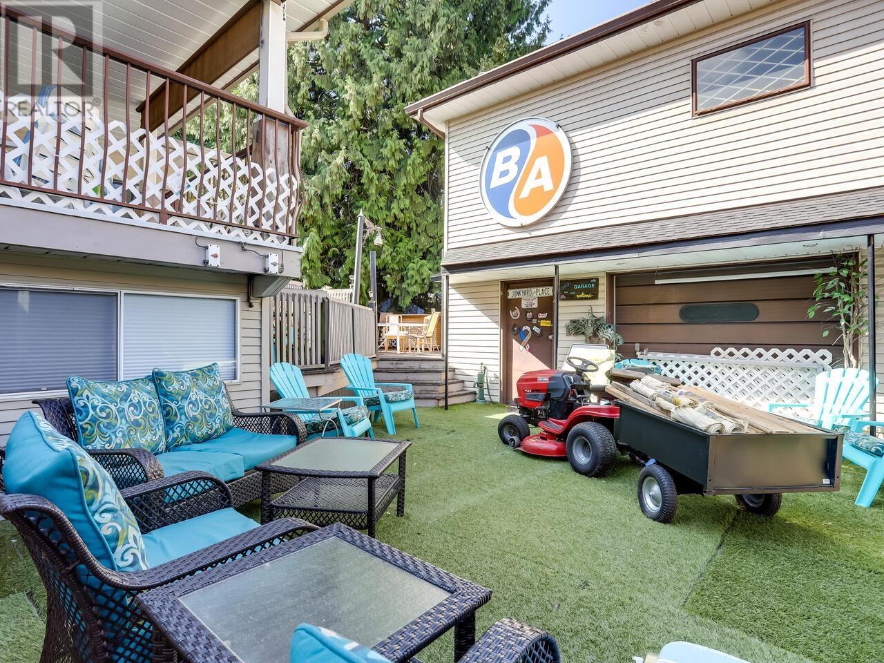 960 Porter Street, Coquitlam, British Columbia  V3J 5C2 - Photo 34 - R2817227