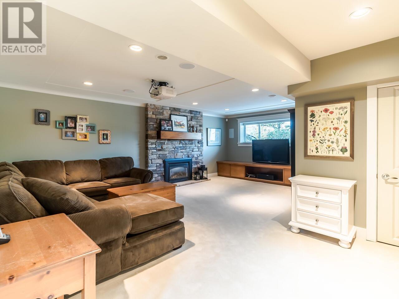 2346 Sumpter Drive, Coquitlam, British Columbia  V3J 6Y2 - Photo 21 - R2817233