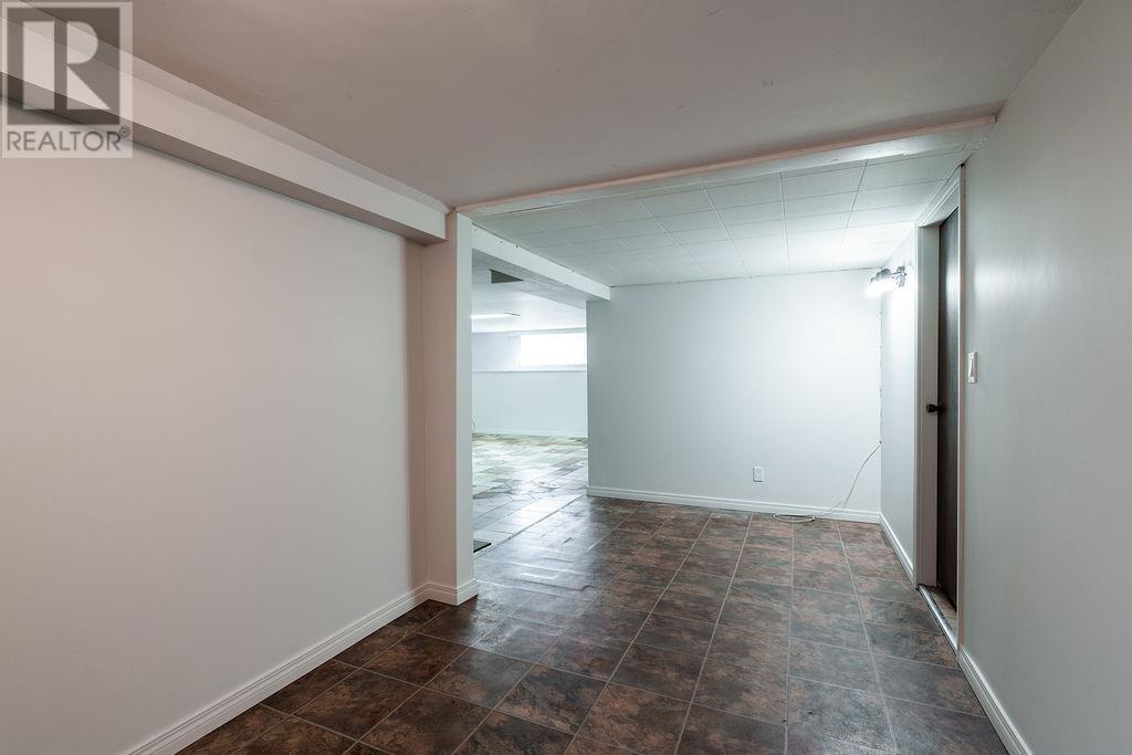 5312 Laurel Street, Burnaby, British Columbia  V5G 1N2 - Photo 32 - R2817264
