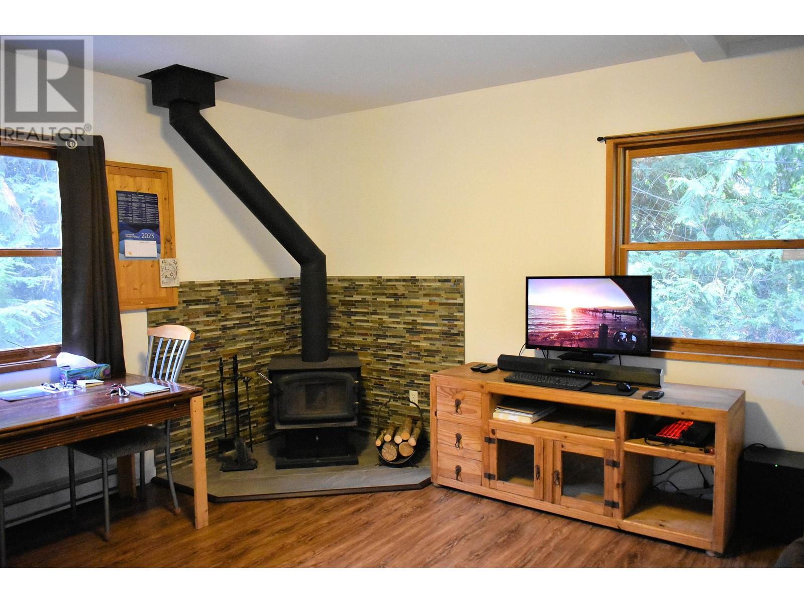 16535 Timberline Road, Egmont, British Columbia  V0N 2H4 - Photo 9 - R2811495