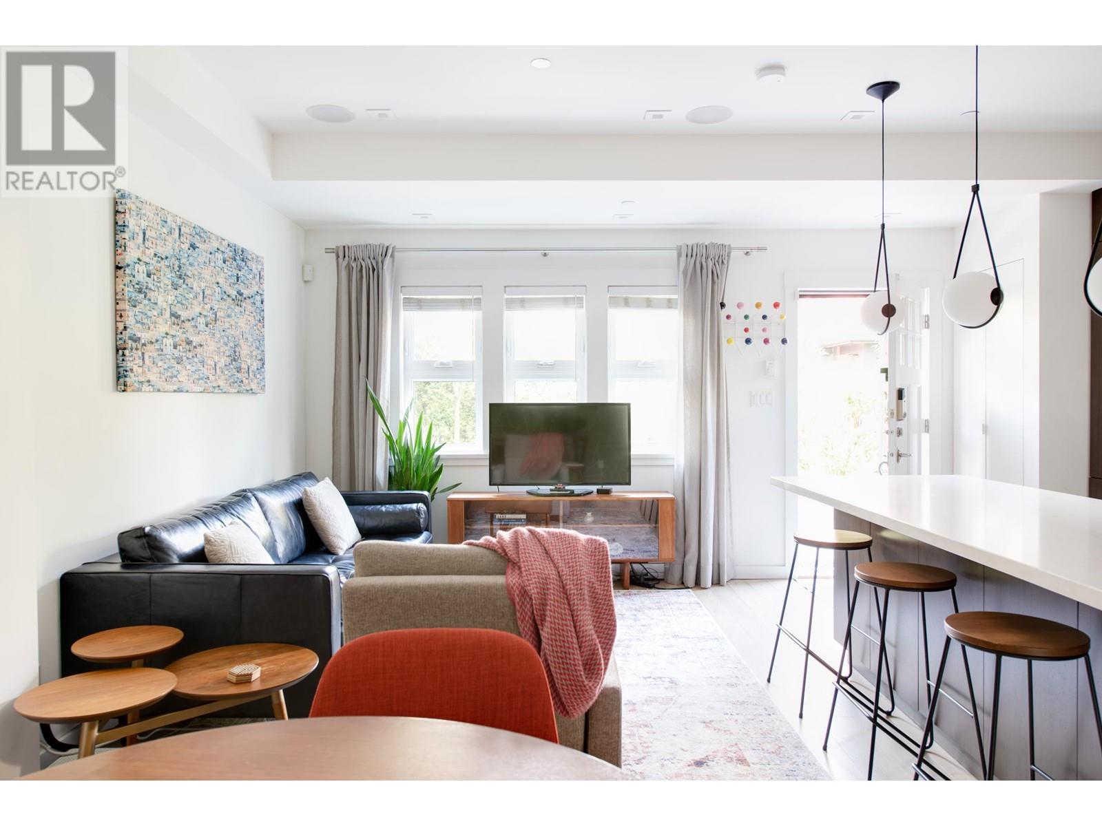 723 Union Street, Vancouver, British Columbia  V6A 2C3 - Photo 9 - R2817210