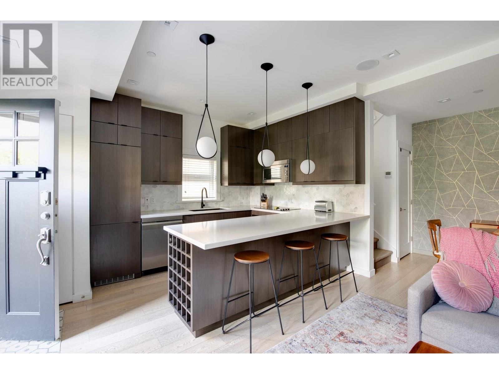 723 Union Street, Vancouver, British Columbia  V6A 2C3 - Photo 4 - R2817210