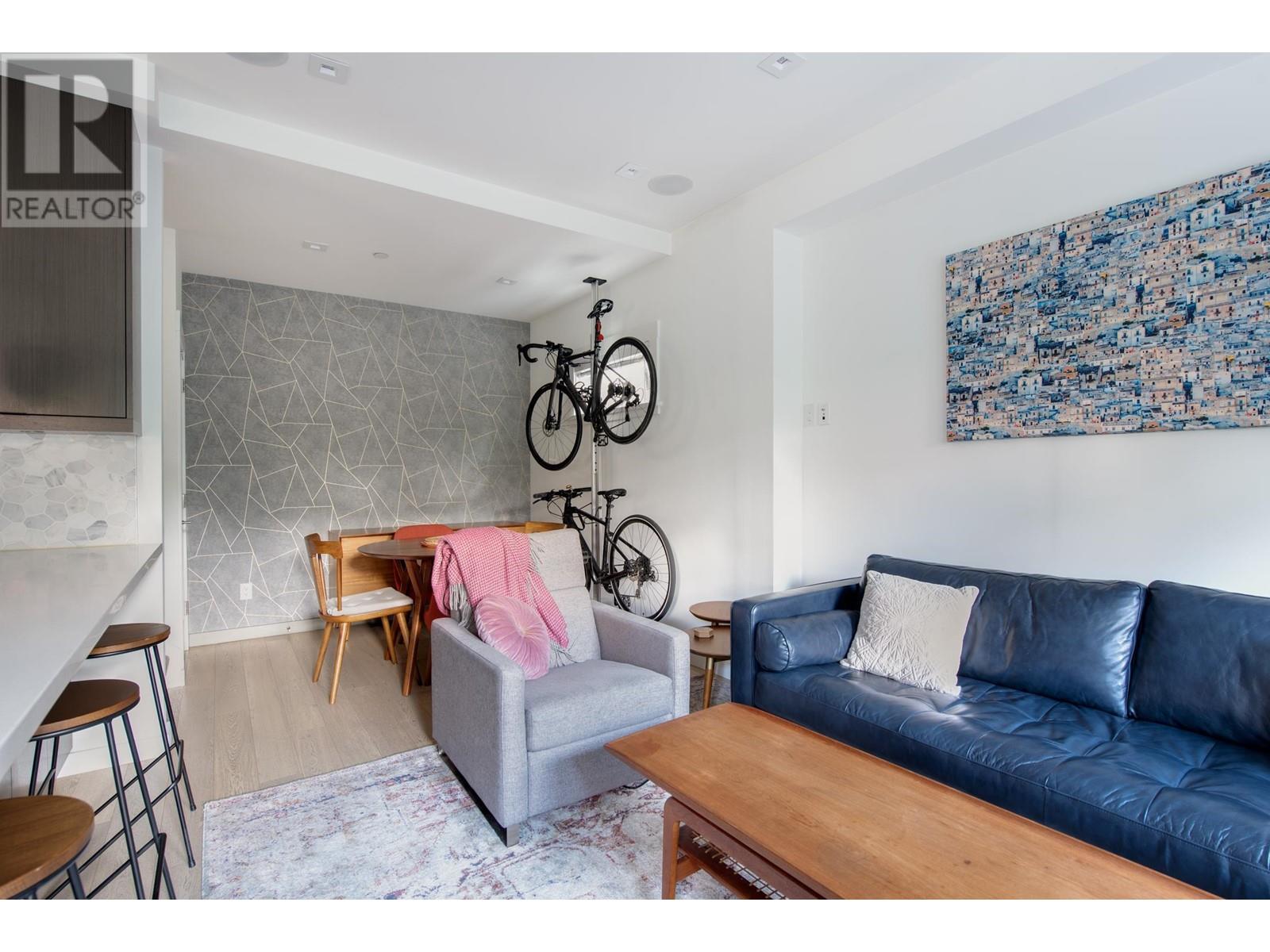723 Union Street, Vancouver, British Columbia  V6A 2C3 - Photo 11 - R2817210