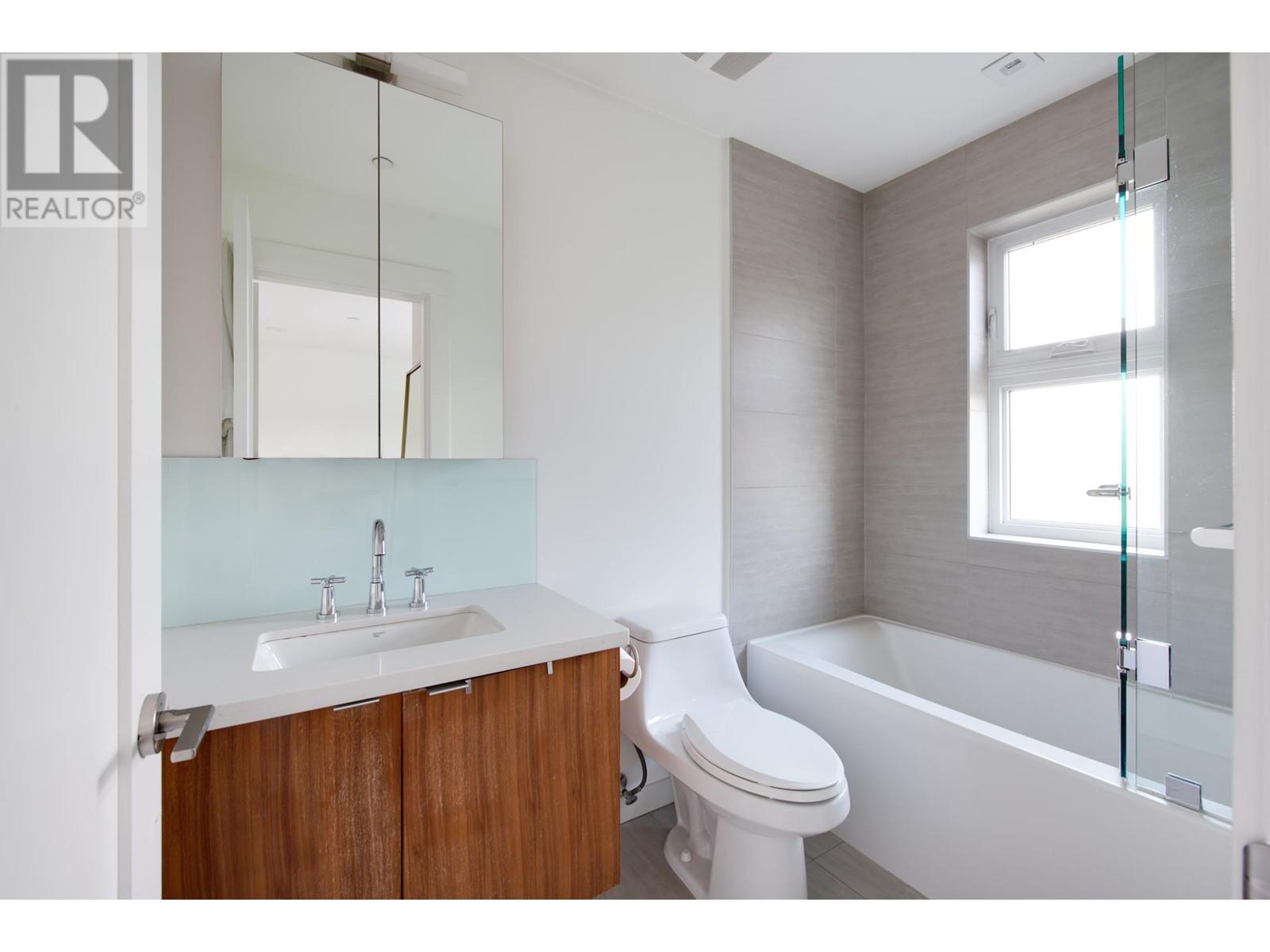 723 Union Street, Vancouver, British Columbia  V6A 2C3 - Photo 19 - R2817210