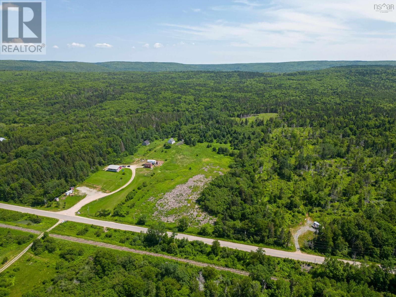 8179 Highway 223 Highway, Christmas Island, Nova Scotia  B1T 1A1 - Photo 4 - 202315186