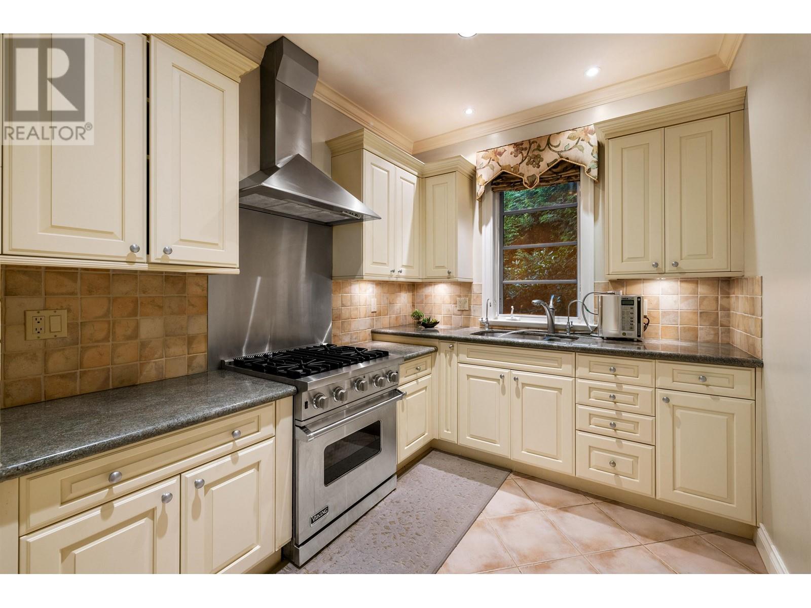 1638 Marpole Avenue, Vancouver, British Columbia  V6J 2S1 - Photo 27 - R2817037