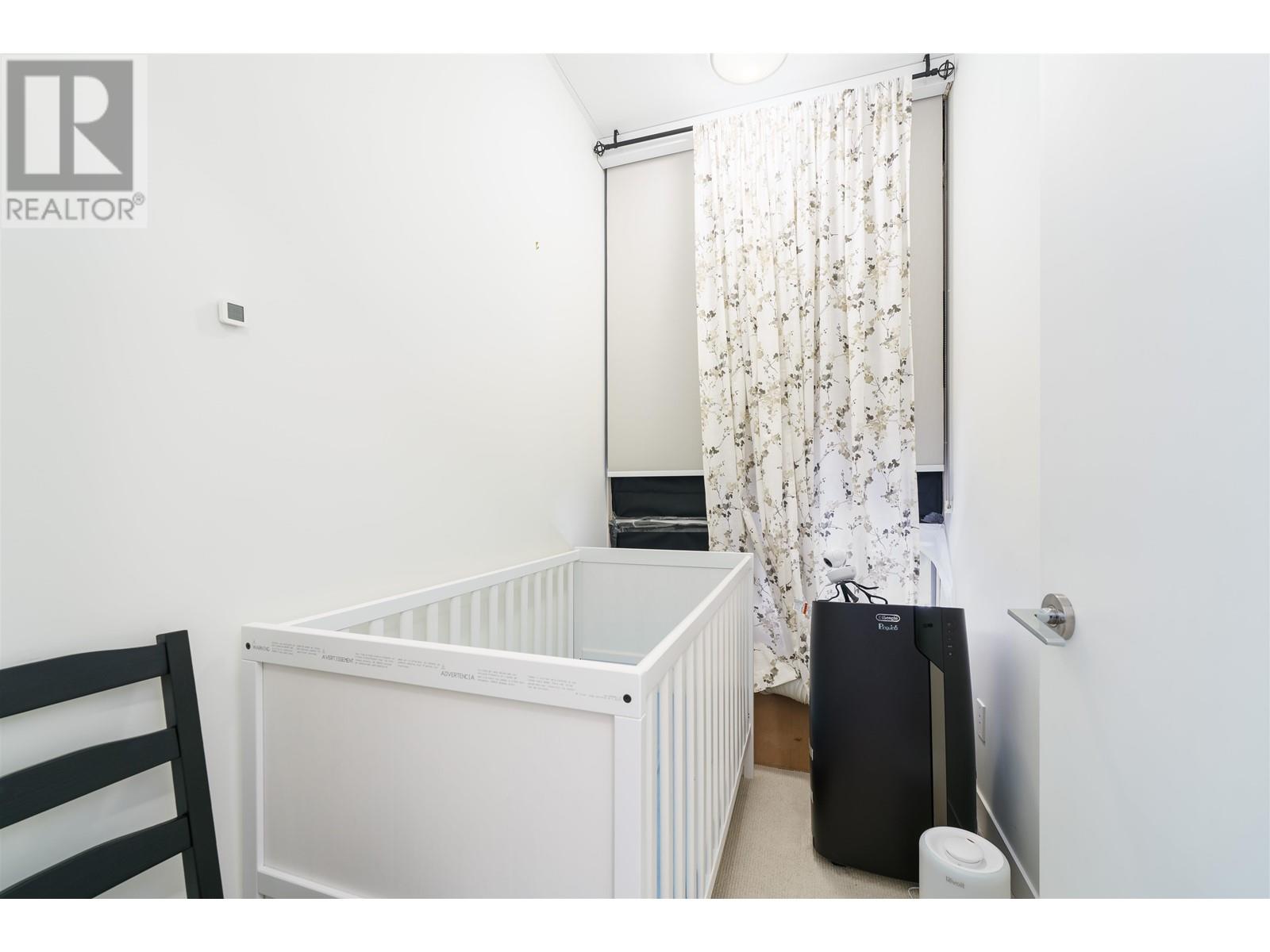 9086 University Crescent, Burnaby, British Columbia  V5A 0C9 - Photo 11 - R2816618