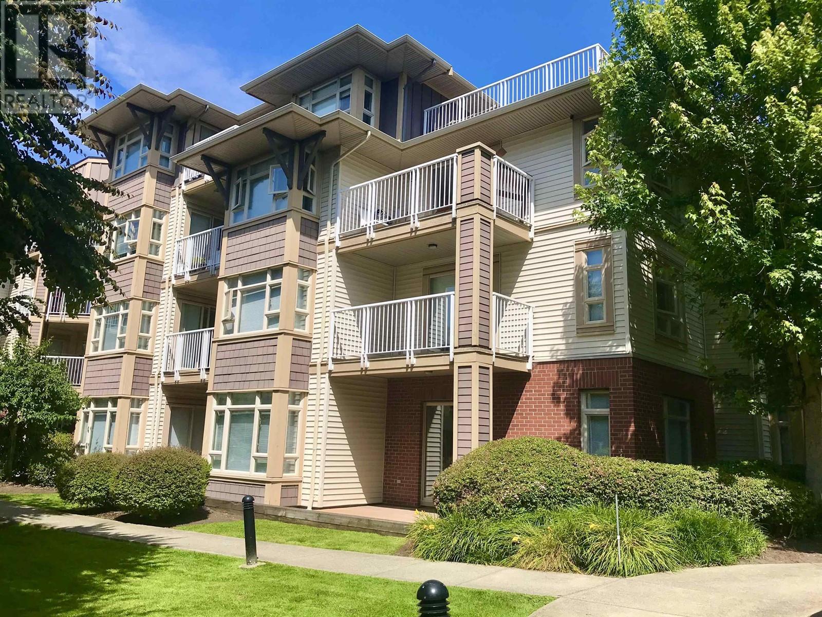 111 7337 Macpherson Avenue, Burnaby, British Columbia  V5J 0A9 - Photo 11 - R2803906