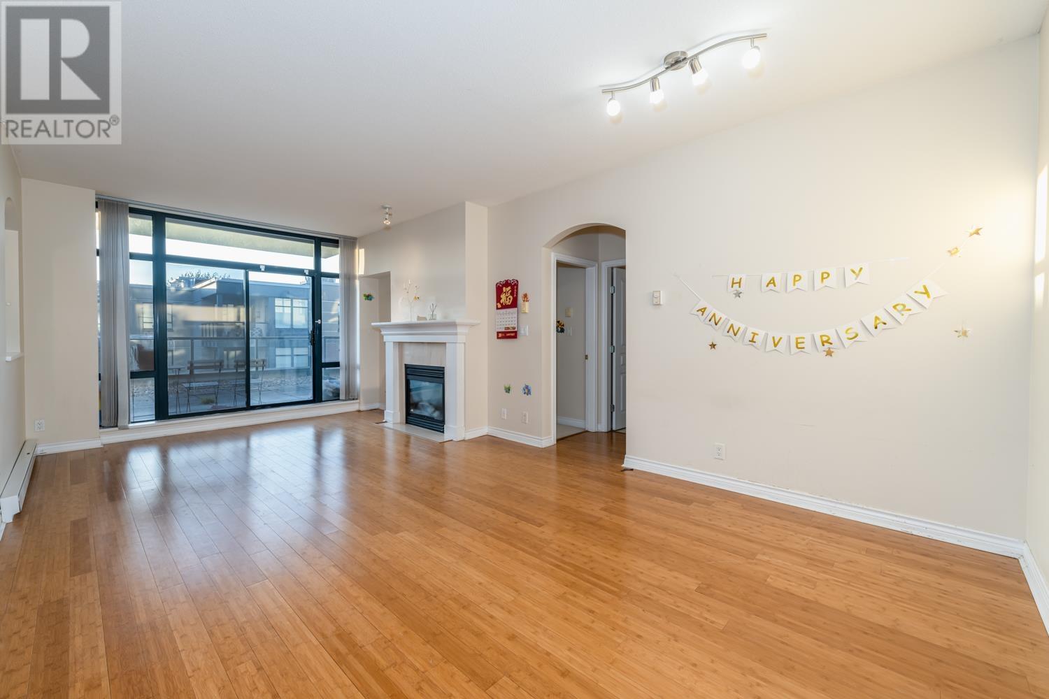 308 538 W 45th Avenue, Vancouver, British Columbia  V5Z 4S3 - Photo 3 - R2817307