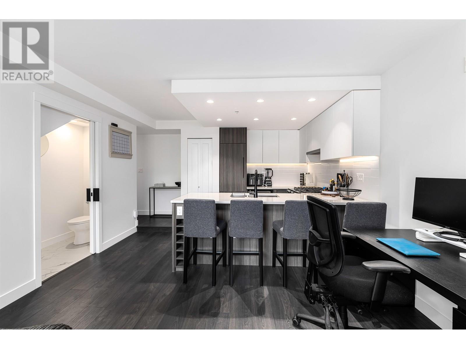 2412 Grant Street, Vancouver, British Columbia  V5K 3G4 - Photo 11 - R2817327