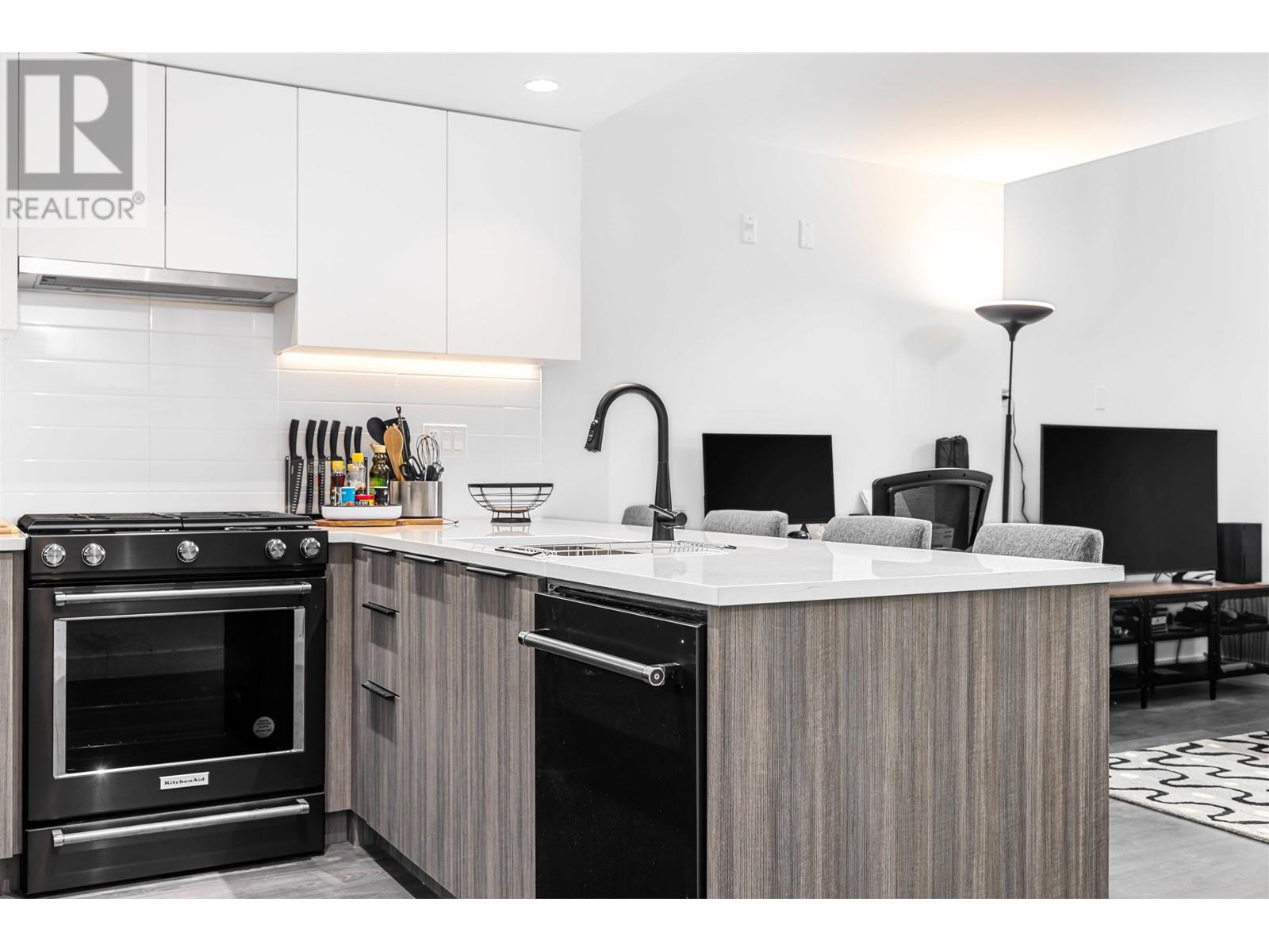 2412 Grant Street, Vancouver, British Columbia  V5K 3G4 - Photo 5 - R2817327