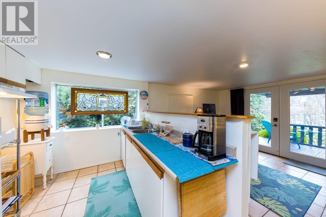 407 Cardena Drive, Bowen Island, British Columbia  V0N 1G1 - Photo 20 - R2817313