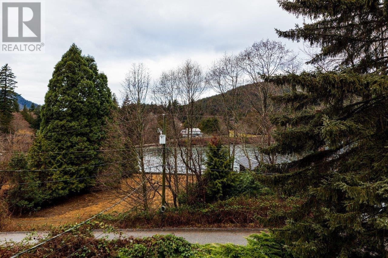 407 Cardena Drive, Bowen Island, British Columbia  V0N 1G1 - Photo 3 - R2817313