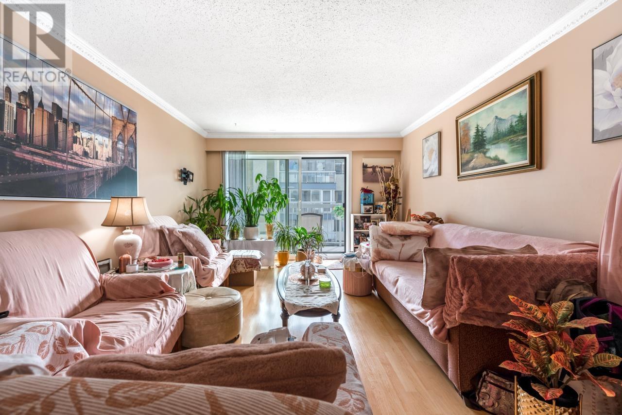 215 6340 Buswell Street, Richmond, British Columbia  V6Y 2E9 - Photo 3 - R2811086