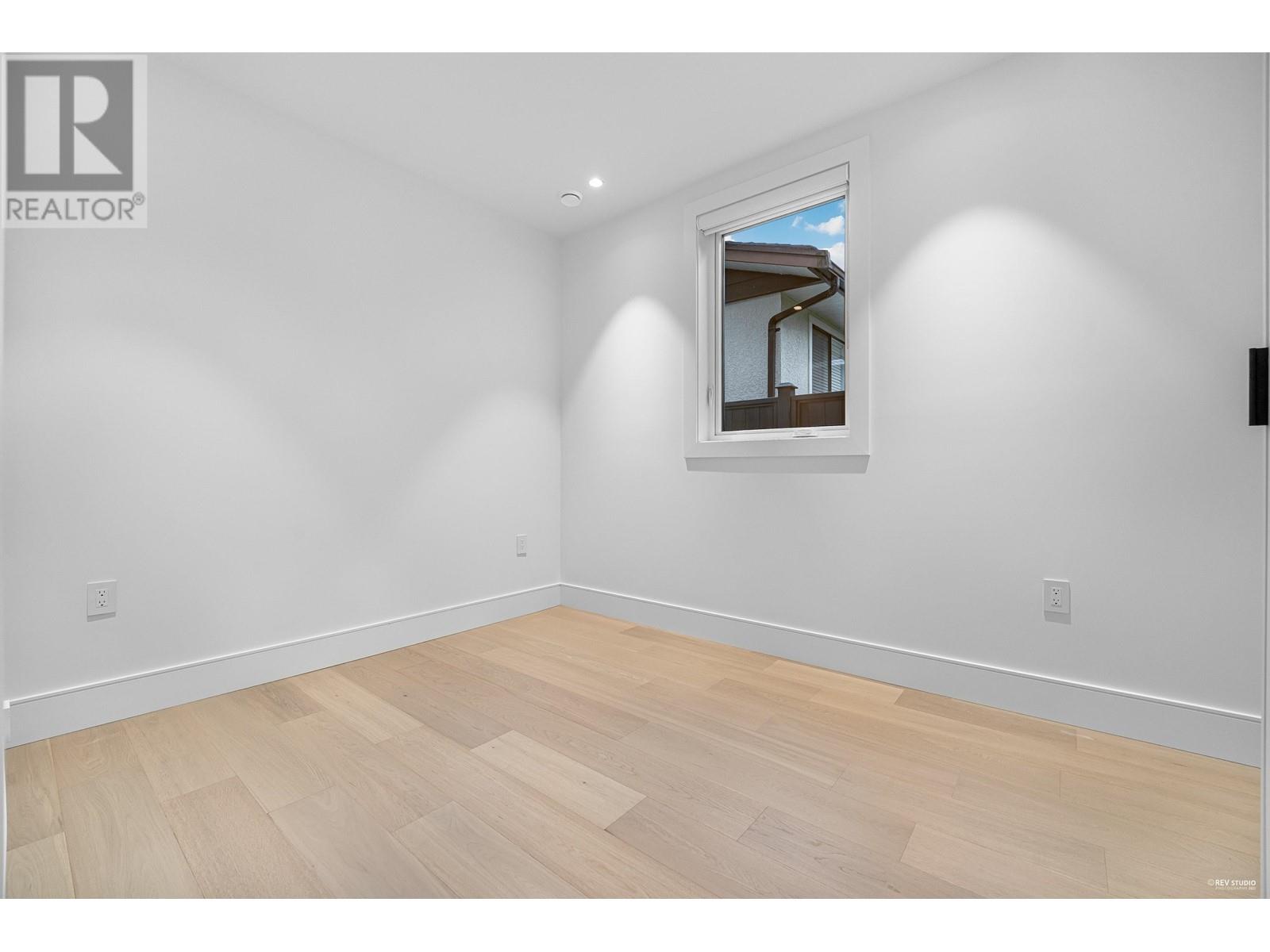 6111 Riverdale Drive, Richmond, British Columbia  V7C 2E7 - Photo 33 - R2817332