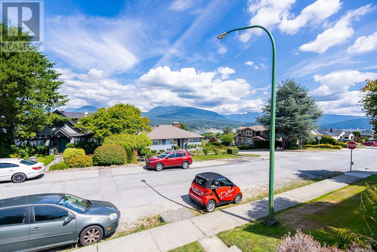 3986 Trinity Street, Burnaby, British Columbia  V5C 1N6 - Photo 26 - R2817042