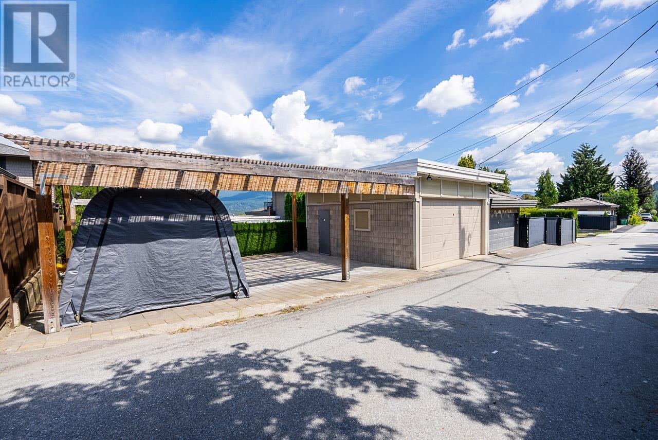 3986 Trinity Street, Burnaby, British Columbia  V5C 1N6 - Photo 33 - R2817042