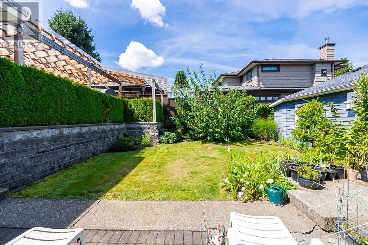 3986 Trinity Street, Burnaby, British Columbia  V5C 1N6 - Photo 28 - R2817042