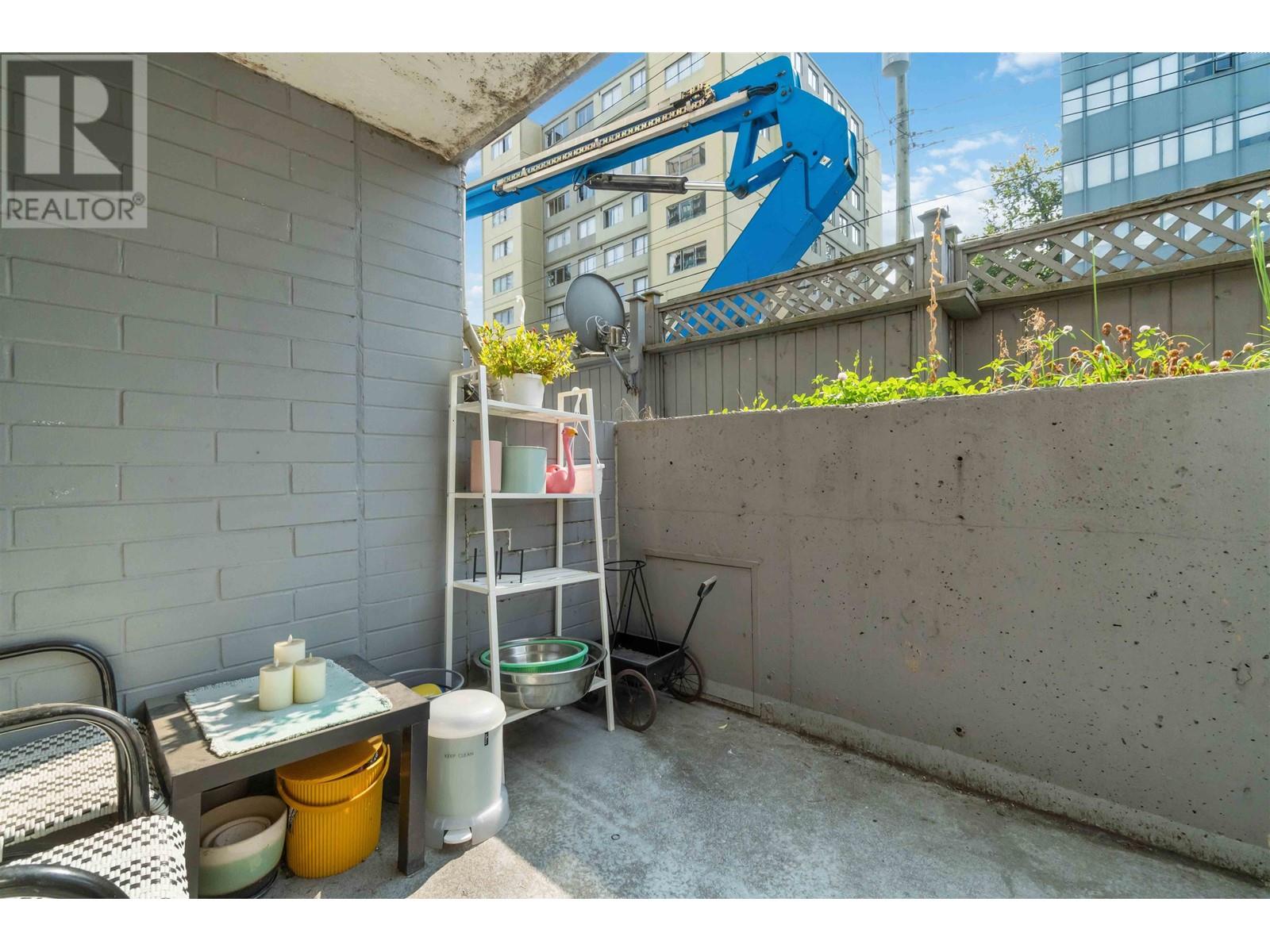 207 1270 Robson Street, Vancouver, British Columbia  V6E 3Z6 - Photo 18 - R2817395